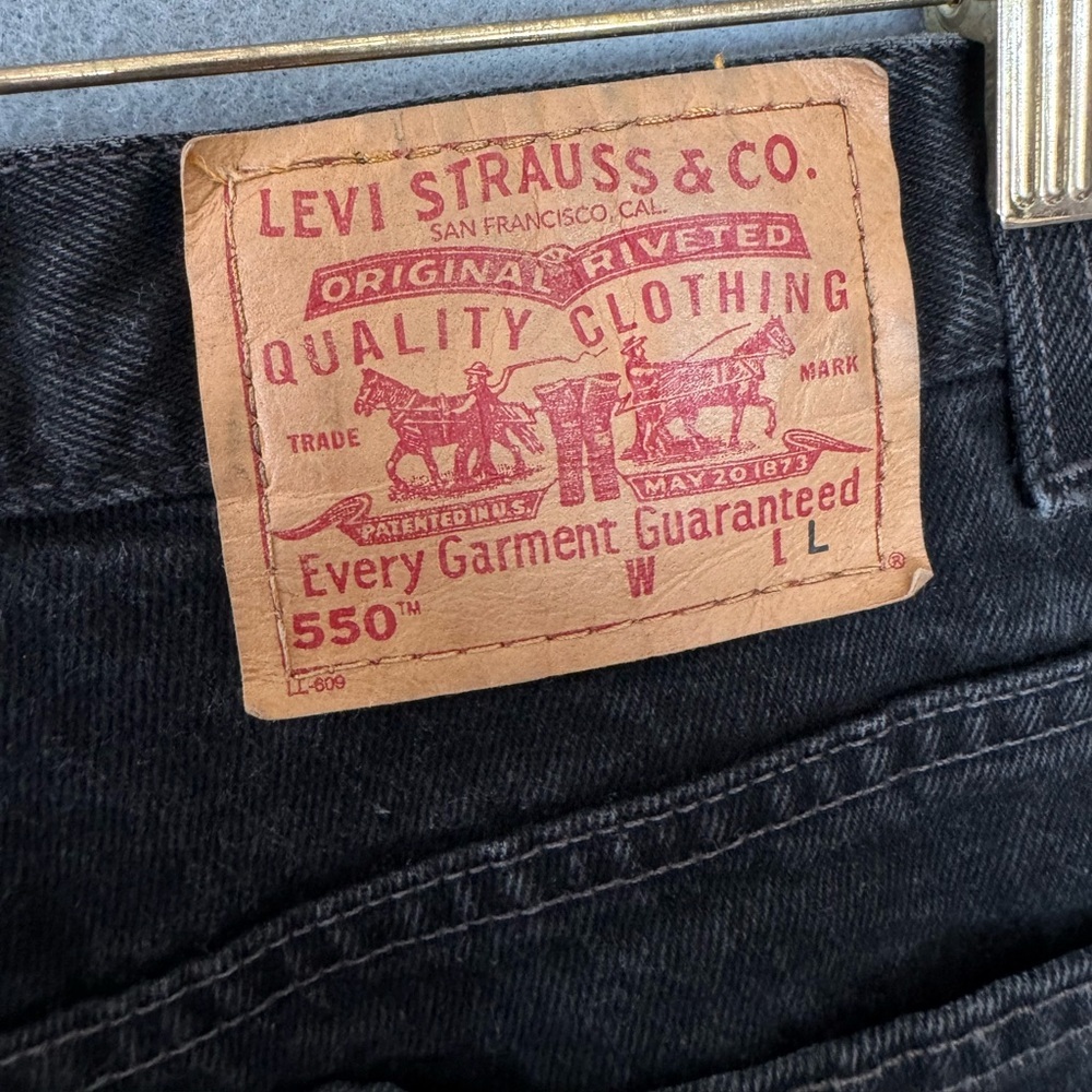 Vintage Levi’s 550 Black Relaxed Fit Tapered mom Jeans Women’s 10 Regular - Picture 8 of 13